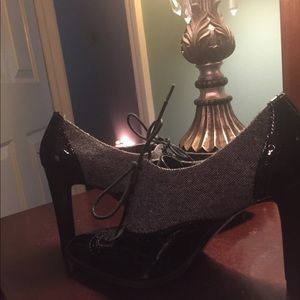 Ladies high heels shoes by Marc Fisher